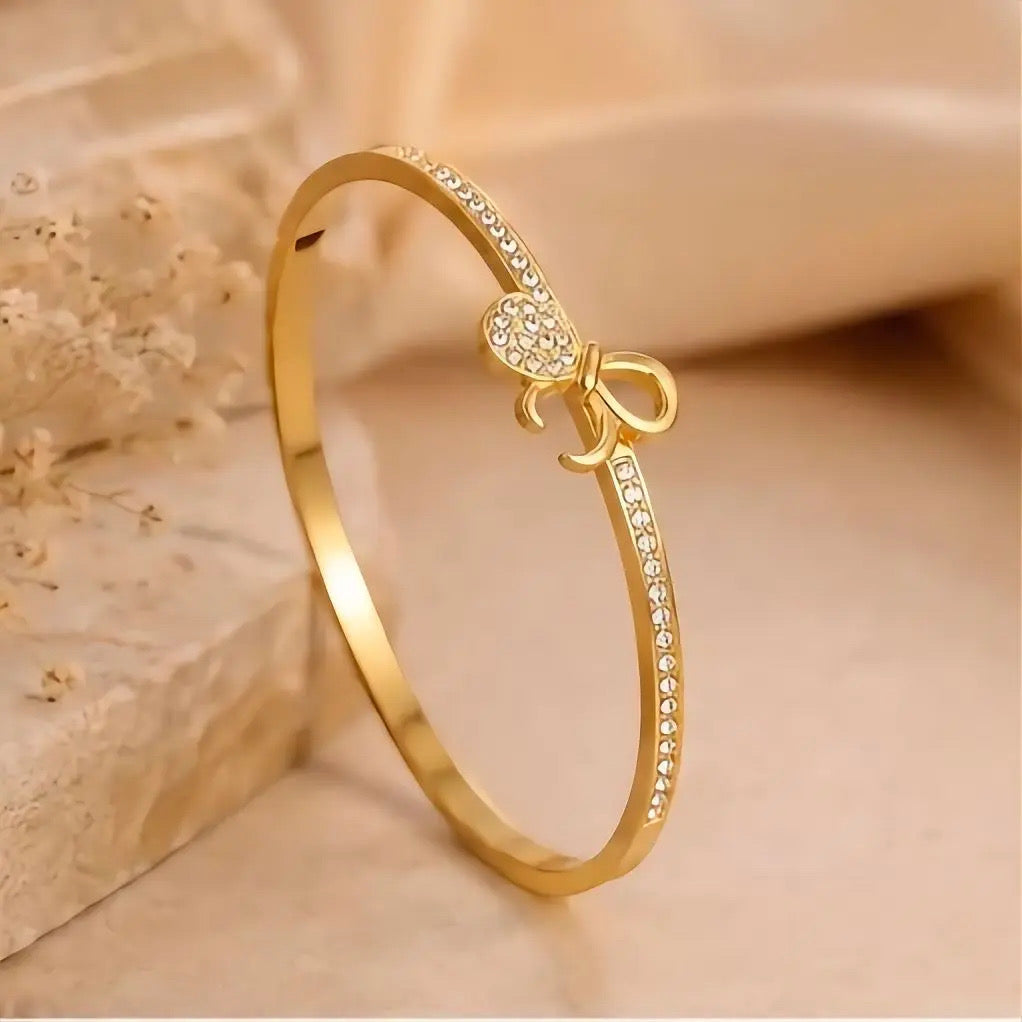 Dainty Bow Bangle