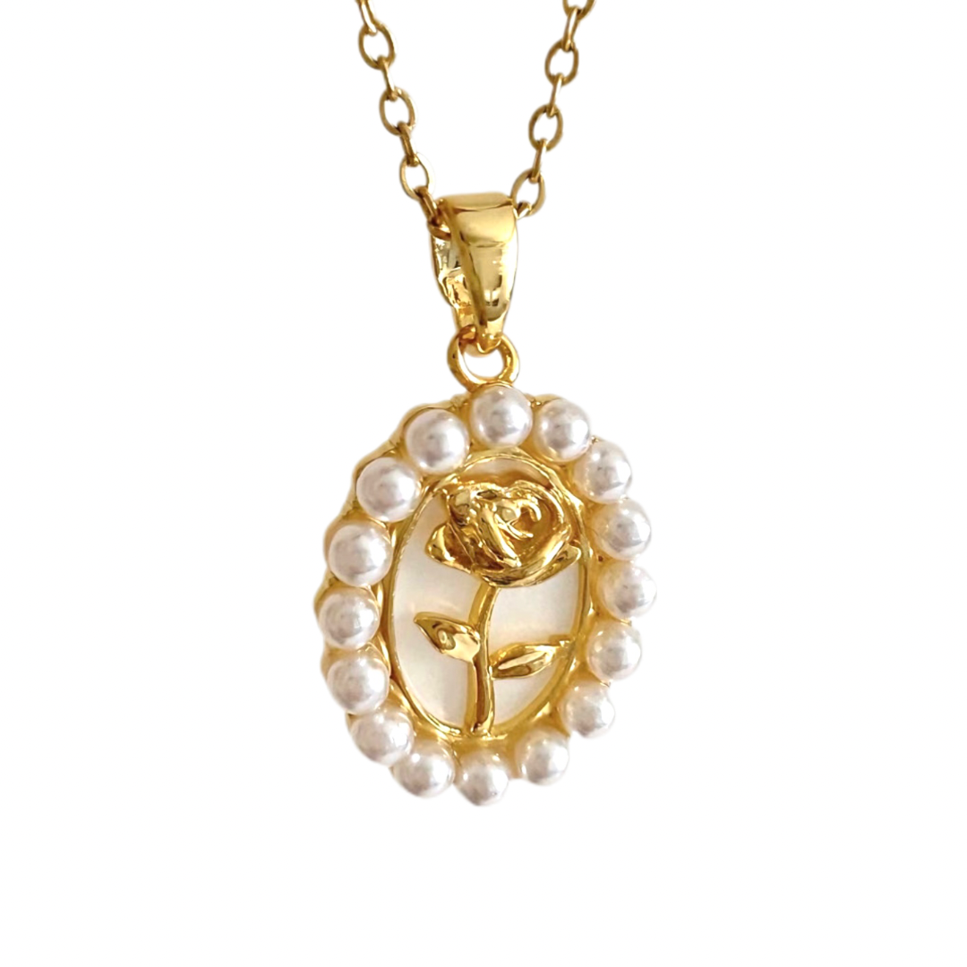 Inlaid Pearl Flower Necklace