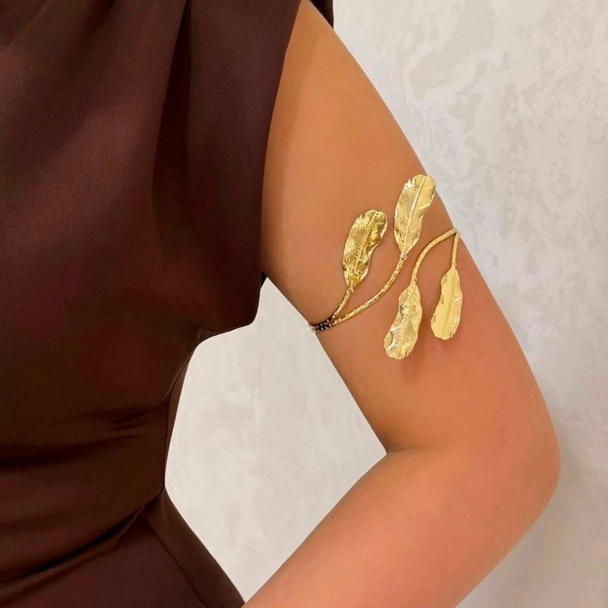 Natura Arm Cuff