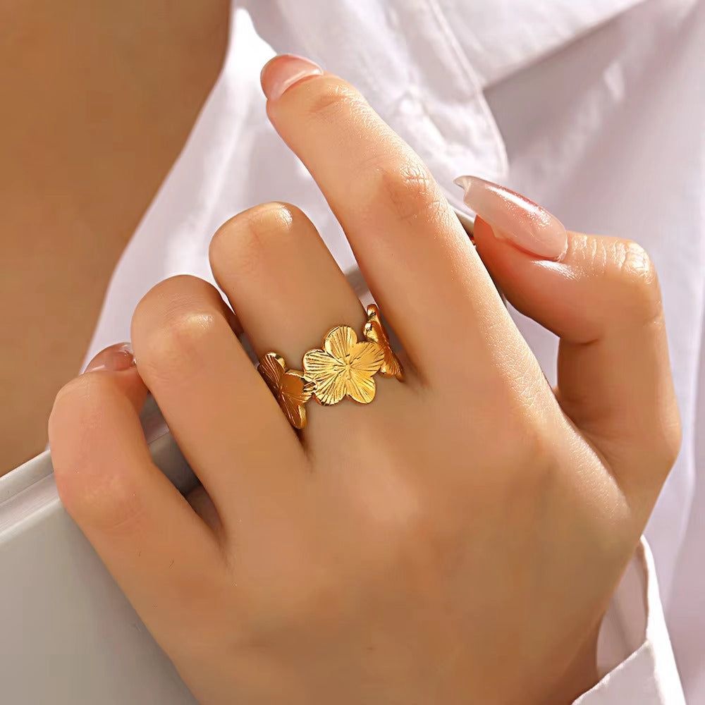 Mahalo Flower Ring