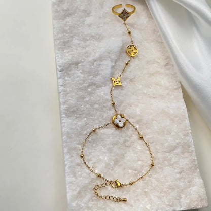 Four-Petal Hand Chain
