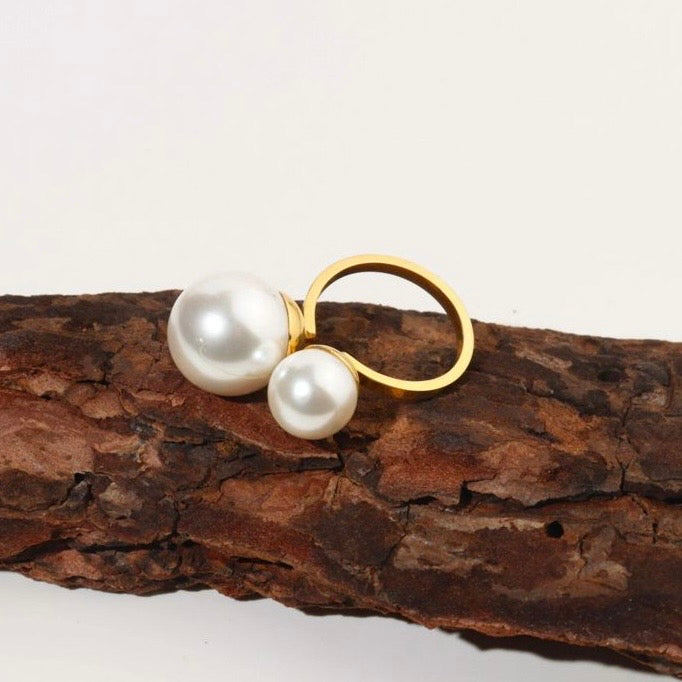 Pearl Ring