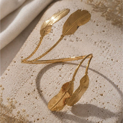 Natura Arm Cuff