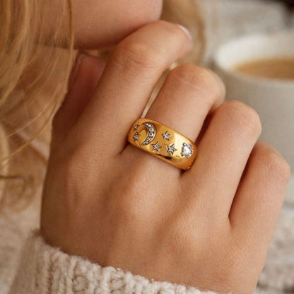 Luna Star Ring