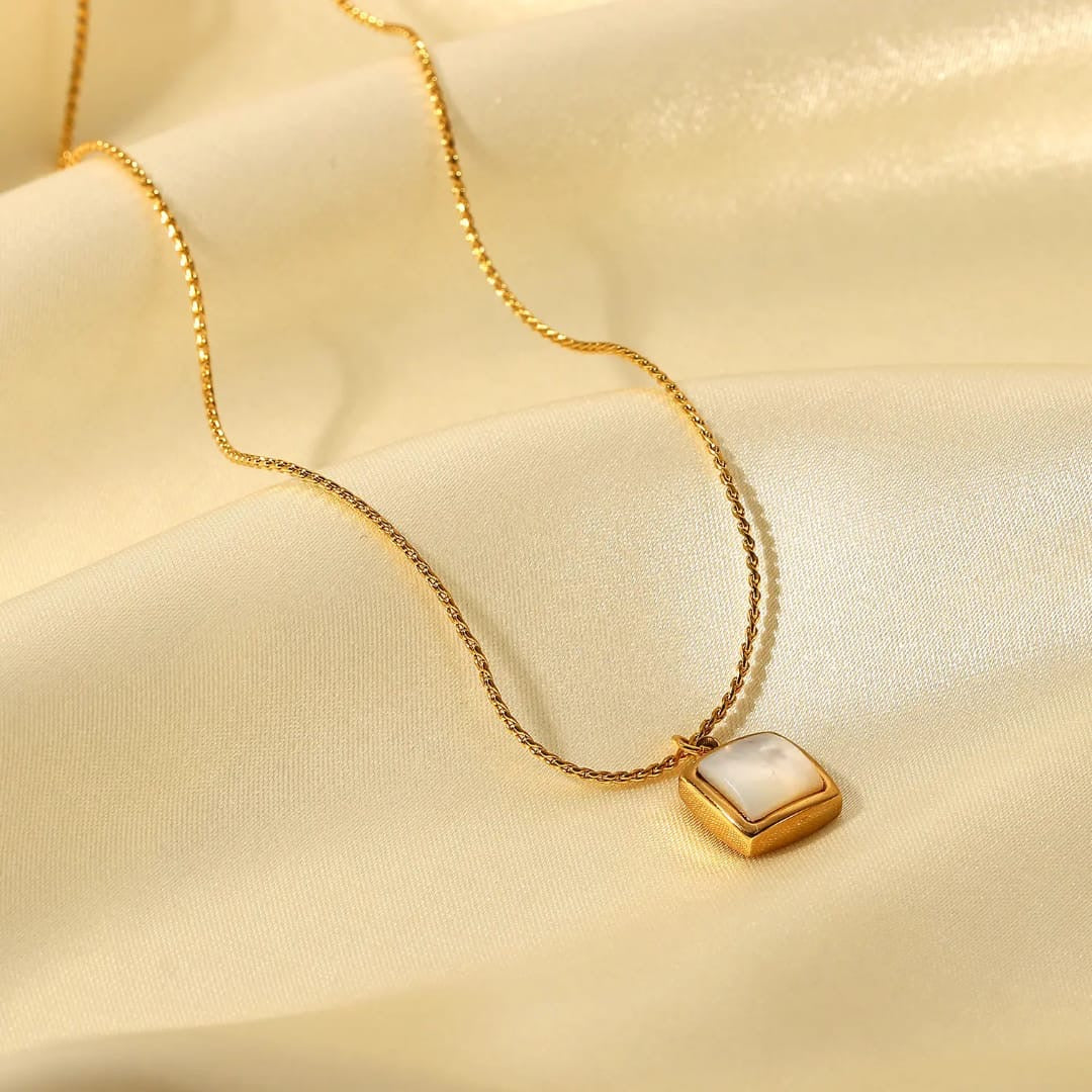 Inlaid Shell Necklace