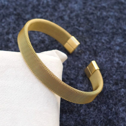 Mesh Bangle