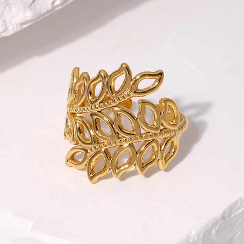 Hollow Leaf Ring