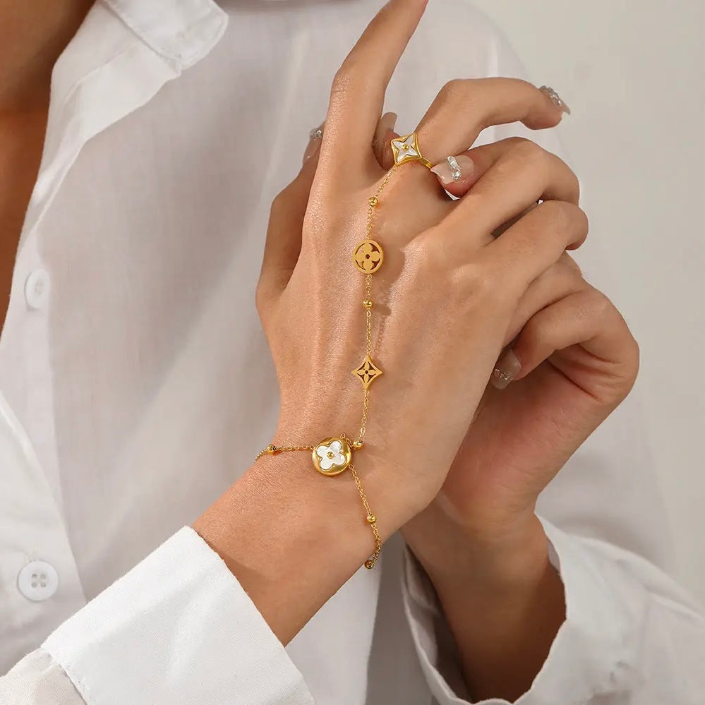 Four-Petal Hand Chain
