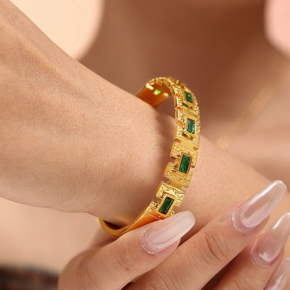 Emerald Stone Bracelet