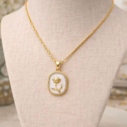 Rose White Necklace