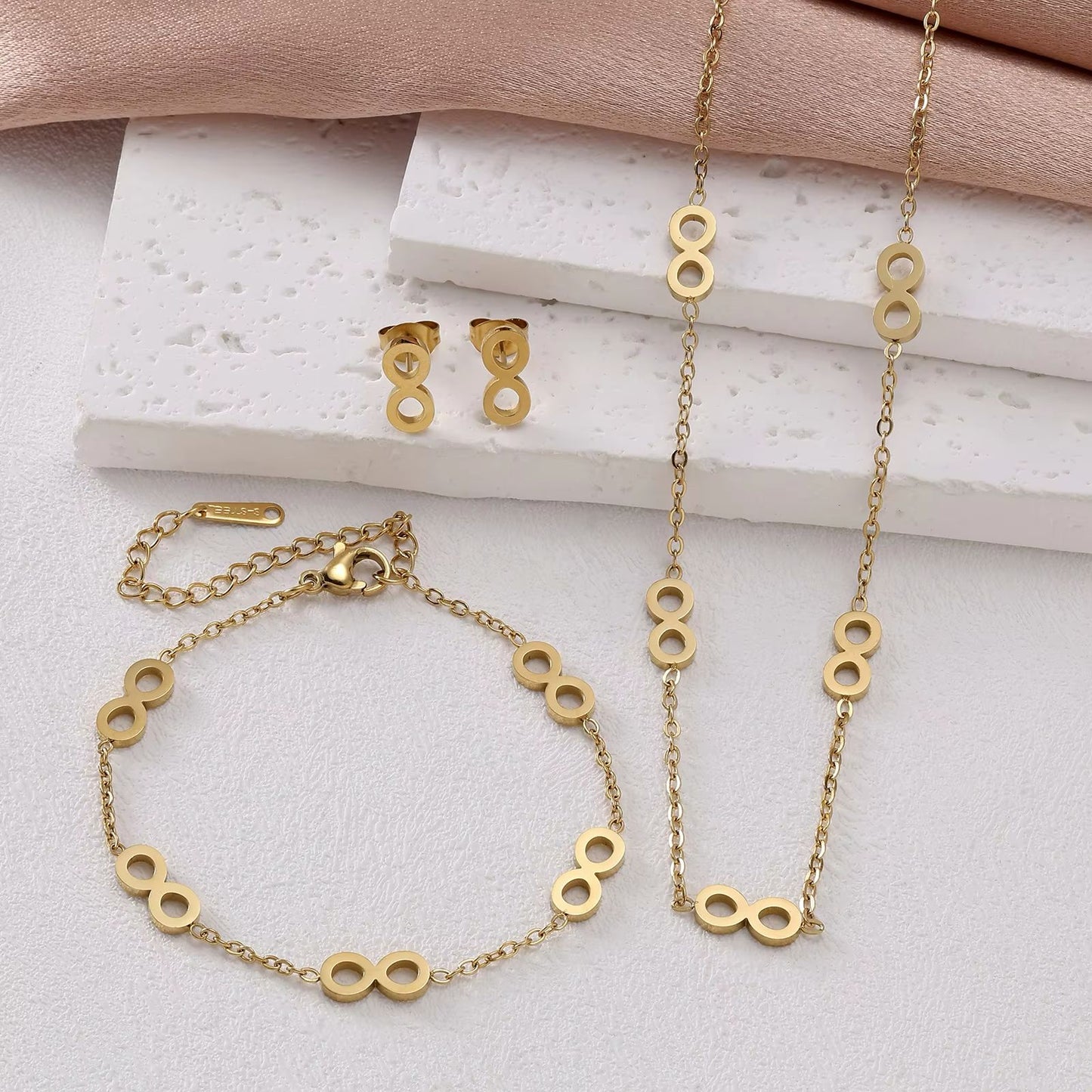Infinity Set