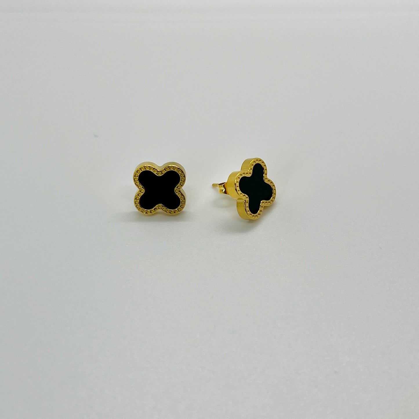 Black Clover Earring